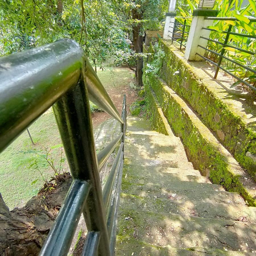 Silverador Resort Thane Exterior foto